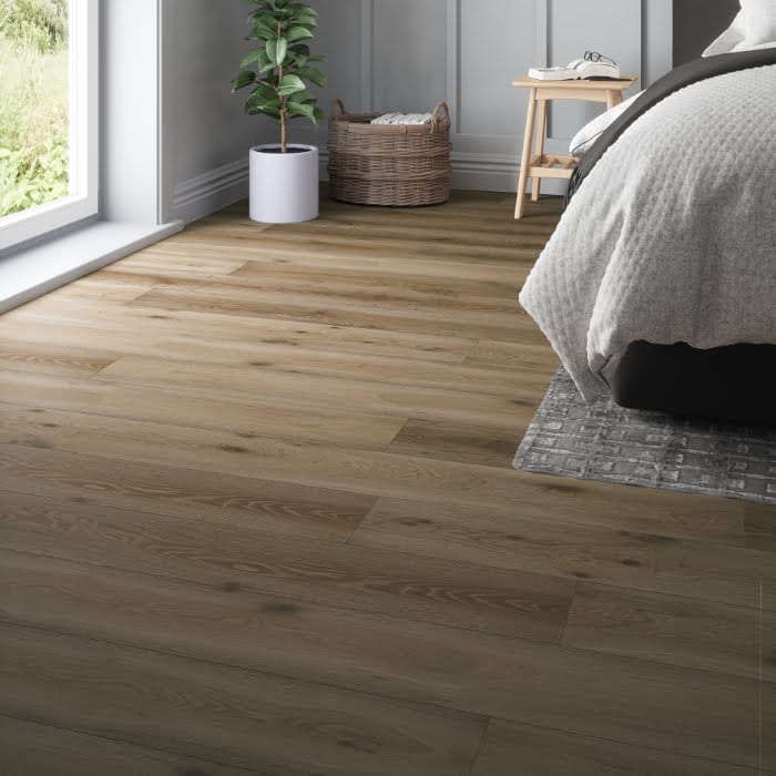 Załaduj obraz do przeglądarki galerii, mountain ridge oak flooring displayed in a bedroom
