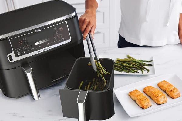 Load image into Gallery viewer, ninja foodi max dual zone air fryer with probe in black and steel
