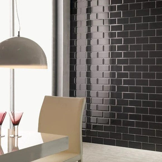 bissel tile in negro, 10x20cm in the dining room