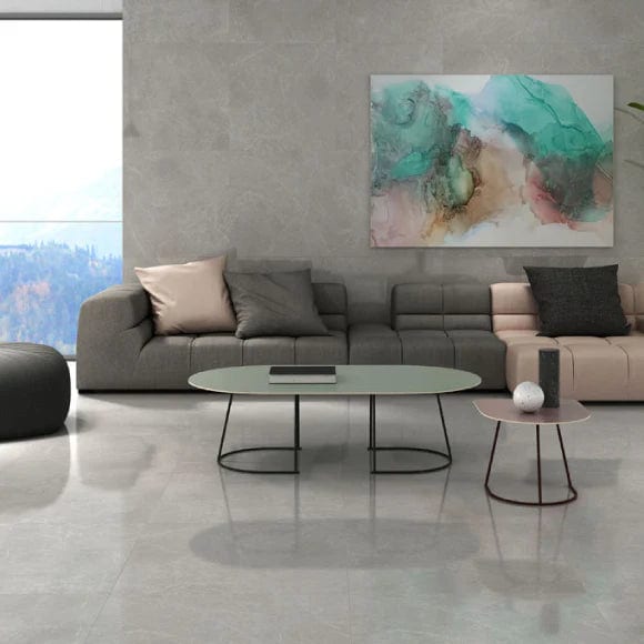 Załaduj obraz do przeglądarki galerii, gris global tile 80x80cm displayed in a living area
