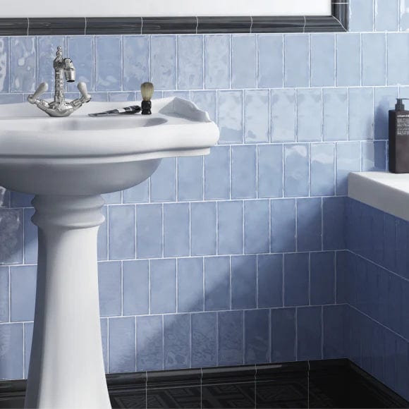 Load image into Gallery viewer, masia tile in blue, 7.5x15cm in the bathroom
