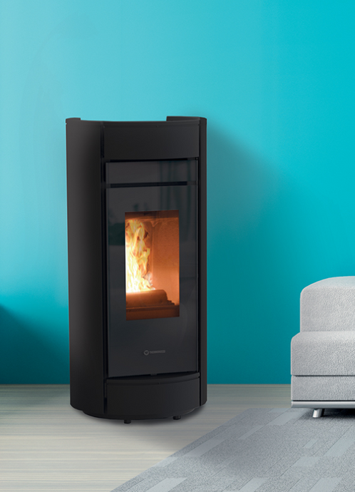 Thermorossi Moma 14 Wood Pellet Boiler in black