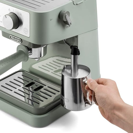 DeLonghi Stilosa Traditional Espresso Coffee Machine | Green | 1.1W | EC260.GR