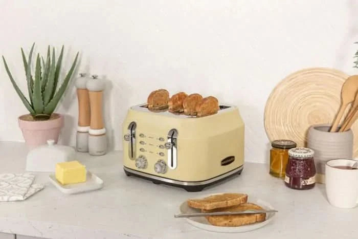 Завантажте зображення в засіб перегляду галереї, Rangemaster Classic 4 Slice Toaster | Cream | RMCL4S201CM
