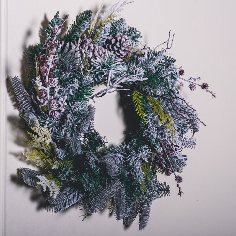 Завантажте зображення в засіб перегляду галереї, Mixed Cedar/Pine/Cone Wreath
