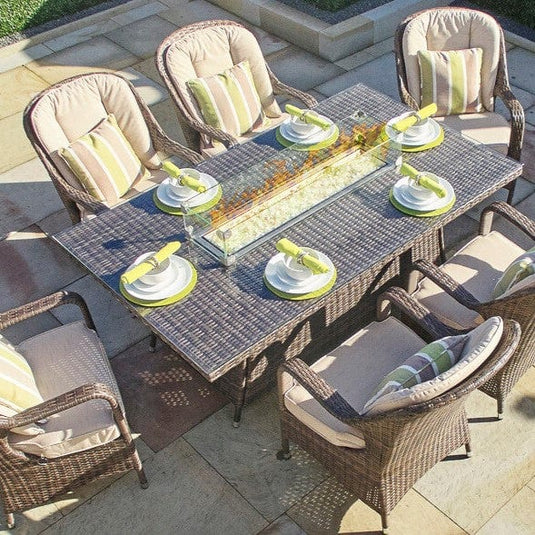 6 seater set with rectangular table and a firepit in a natural colour 