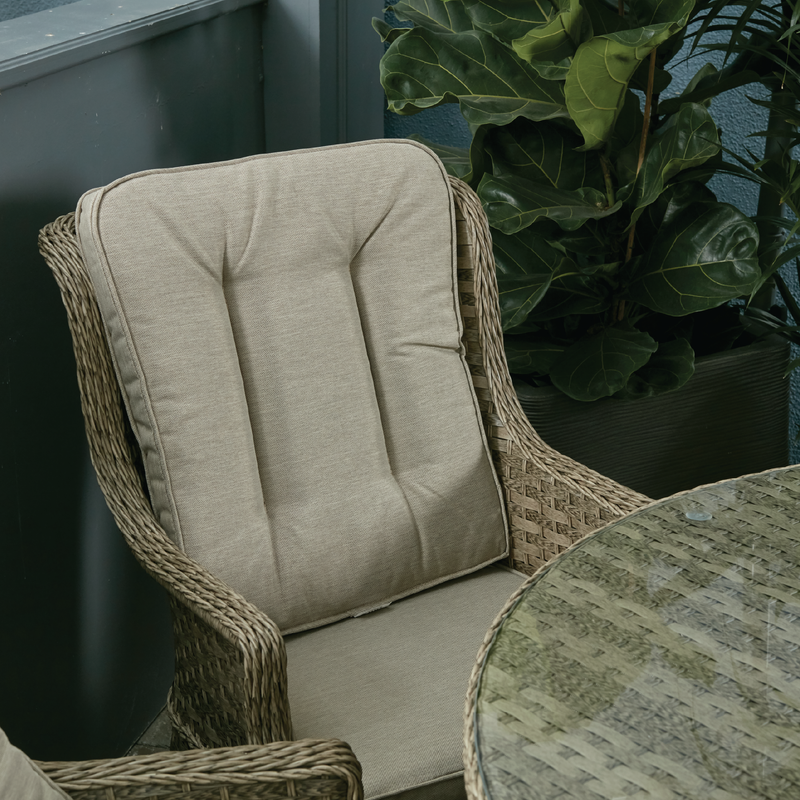 Załaduj obraz do przeglądarki galerii, armchair in a natural colour with sand coloured back and base cushions
