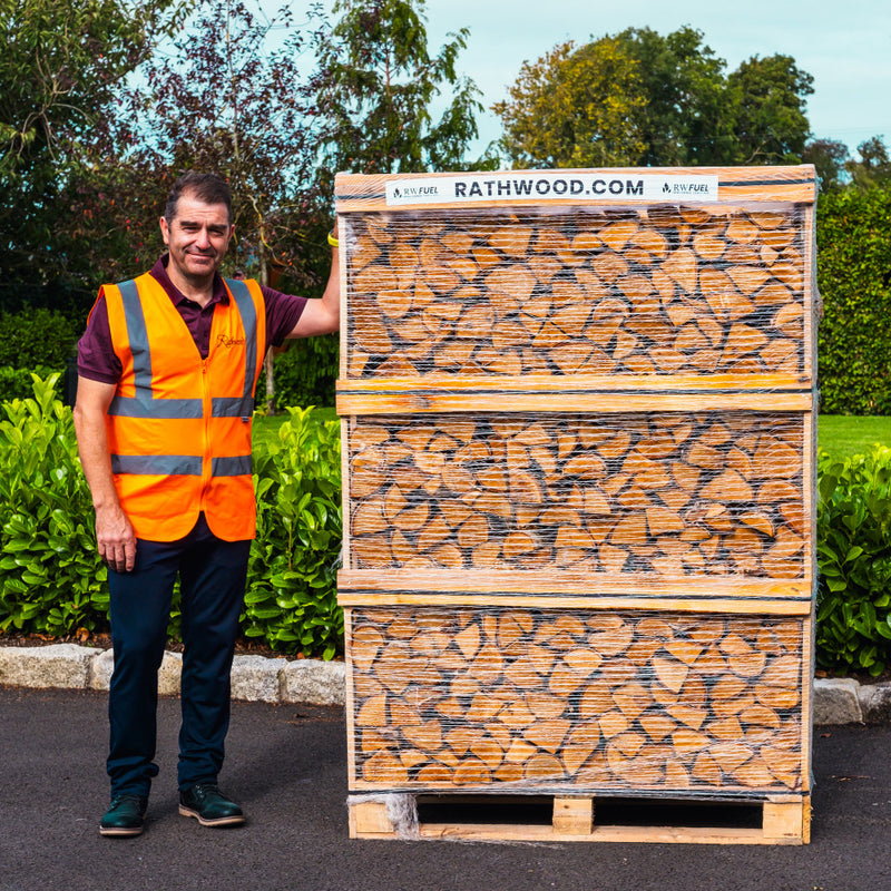 Załaduj obraz do przeglądarki galerii, Hardwood Firewood 1.85m³ - 800kg Kiln Dried (4 Row) Pallet
