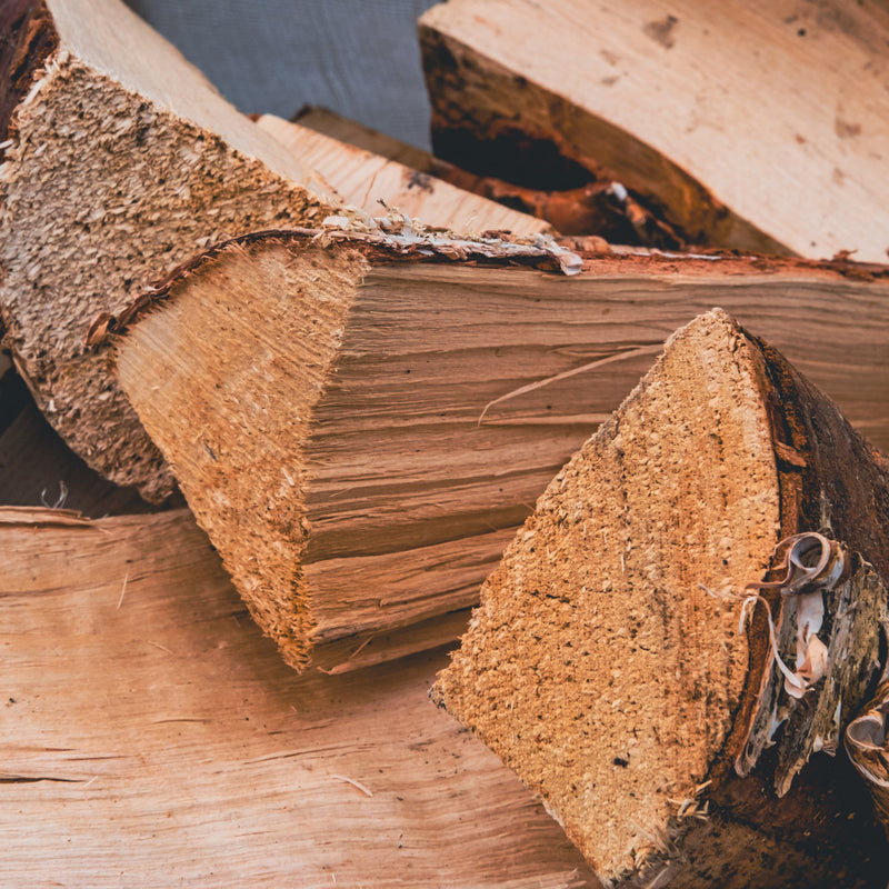 Load image into Gallery viewer, 300kg Kiln Dried Hardwood - 3 Trolley Bags with 3 bags of kindling
