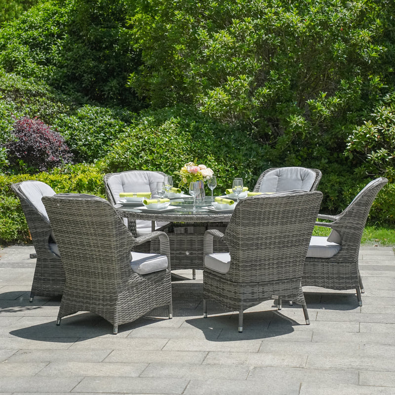 Załaduj obraz do przeglądarki galerii, grey 6 seater garden furniture set with 135cm round table with glass top
