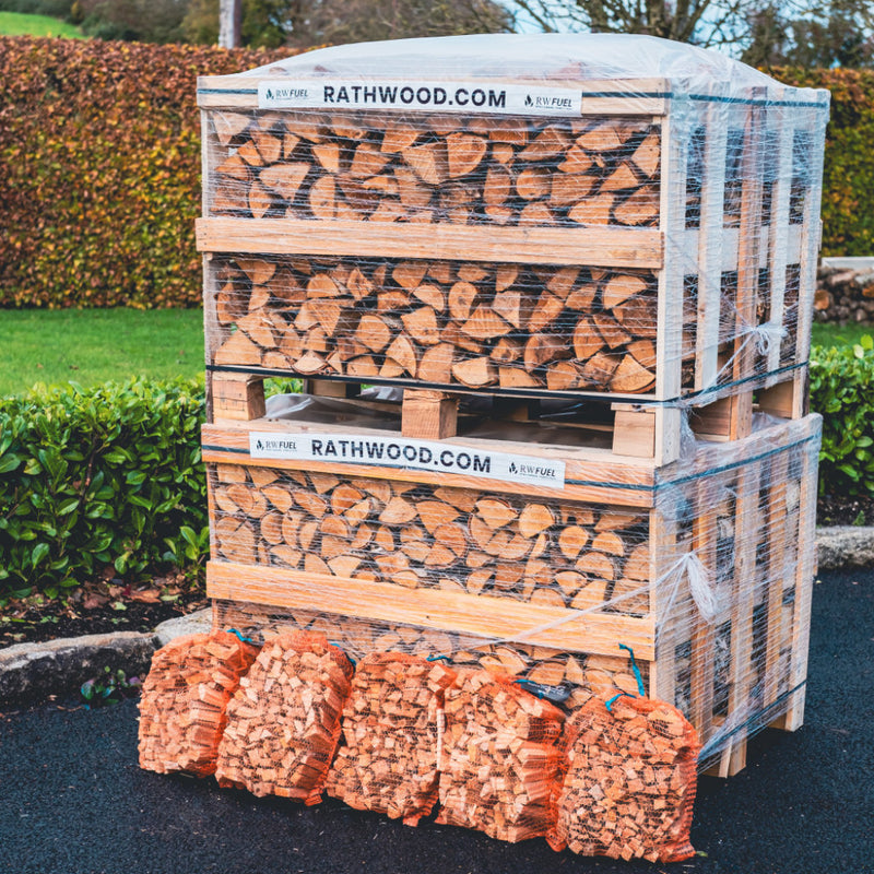 Завантажте зображення в засіб перегляду галереї, Oak Firewood 2m³ - 880kg Kiln Dried (4 Row) Pallet with Kindling
